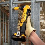 Taladro Atornillador Angular 3/8" 20V Baretool DEWALT DCD740B - Imagen 2