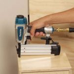 Clavadora Neumática 5/8'' - 2'' 18Ga MAKITA AF505N - Imagen 2